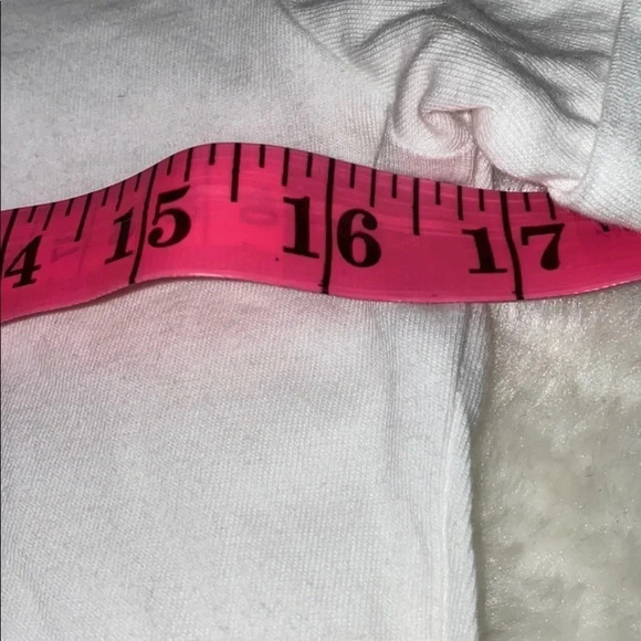 Disney  Minnie Mouse white Tee shirt Sz S - Picture 8 of 9